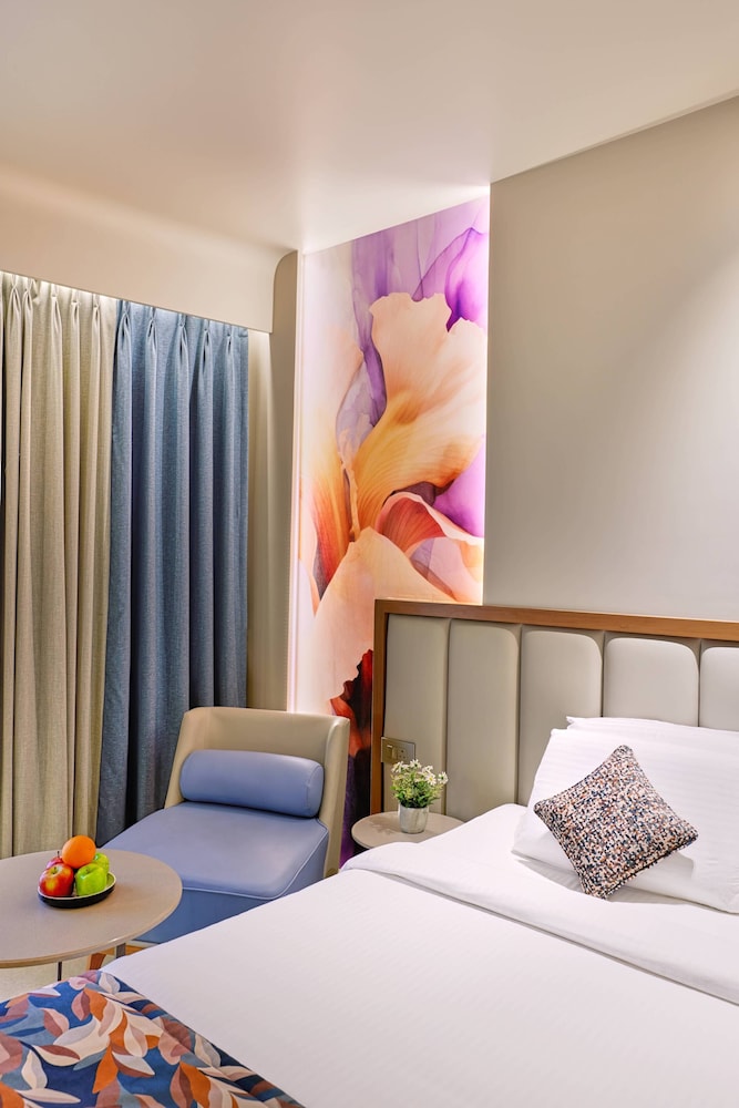 Deluxe Room - Photo 2