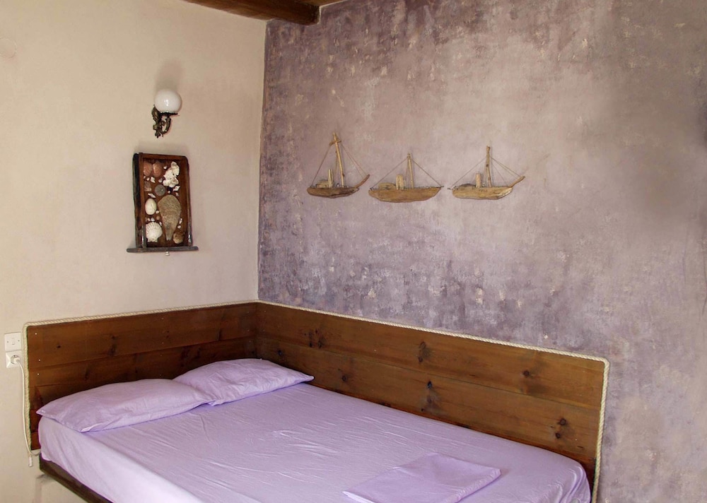 Double Room - Photo 23