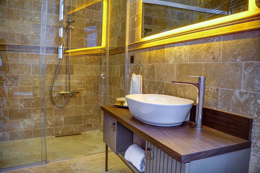 Standard Room - Photo 9