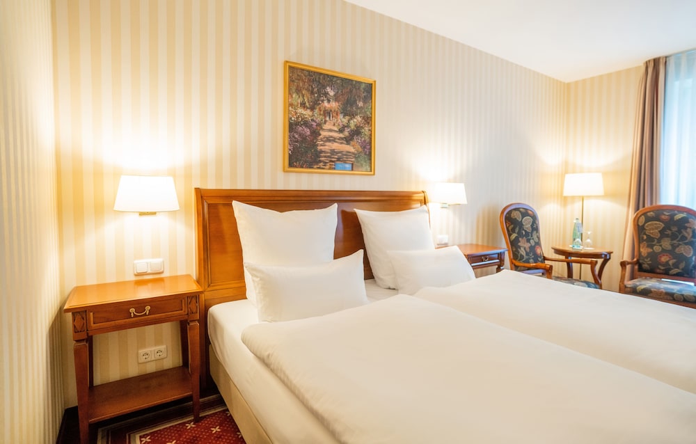 Standard Double Room - Photo 2