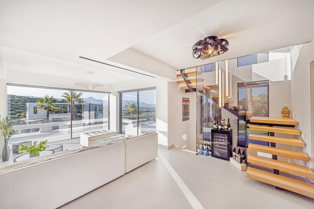 Villa, Accessible photo 1