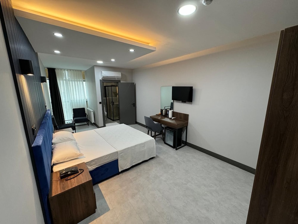 Standard Room, City View photo 1