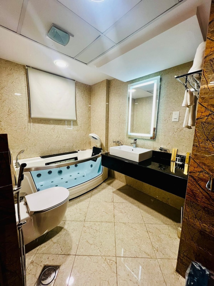 Executive Apartment, 2 Bedrooms, City View photo 2