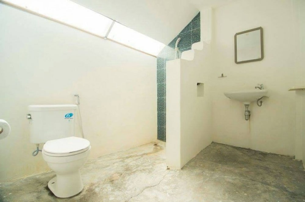 Superior Room with Fan photo 2
