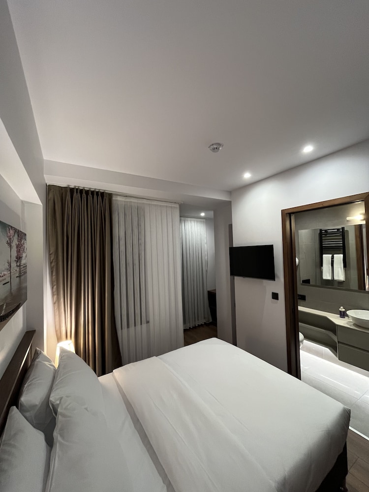 Comfort Quadruple Room photo 3