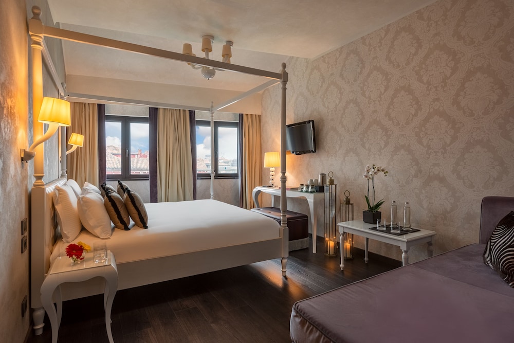 Junior Studio Suite, Canal View photo 3
