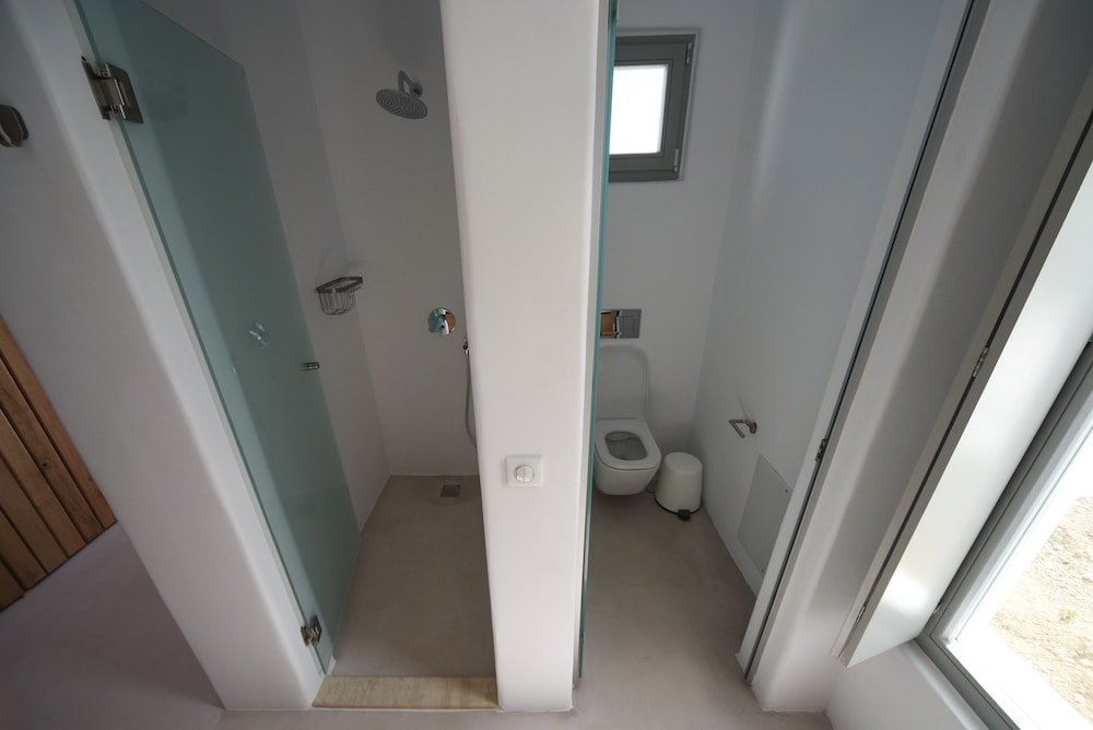 Superior Suite, Jetted Tub, Sea View - Photo 23