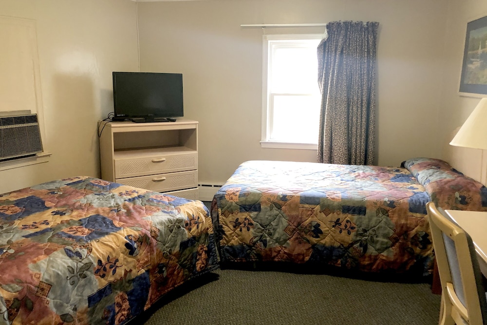 Suite, 3 Bedrooms