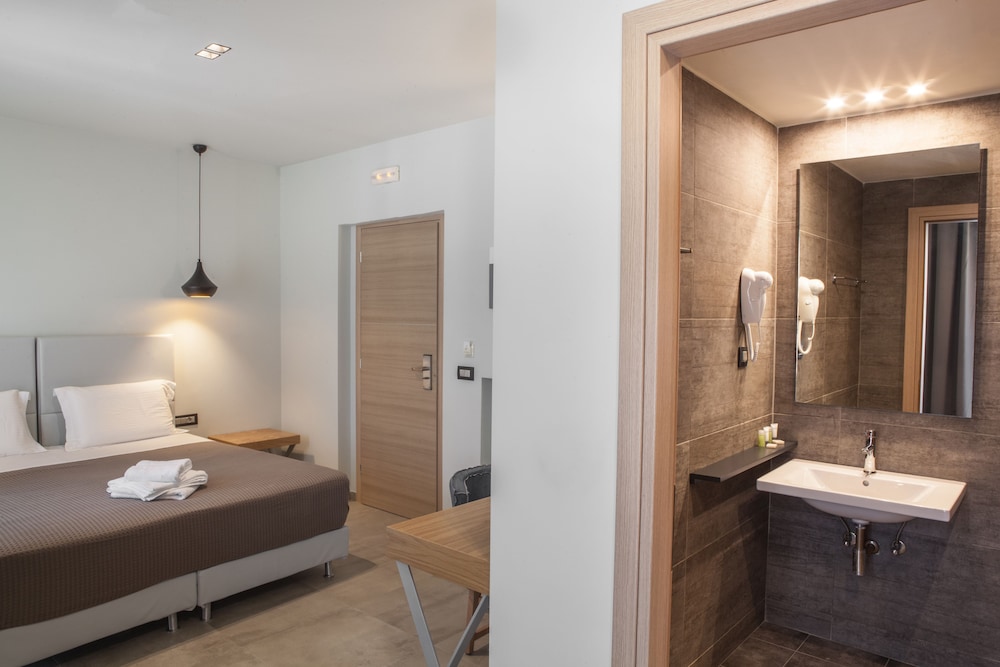 Superior Double Room, Balcony - Photo 20