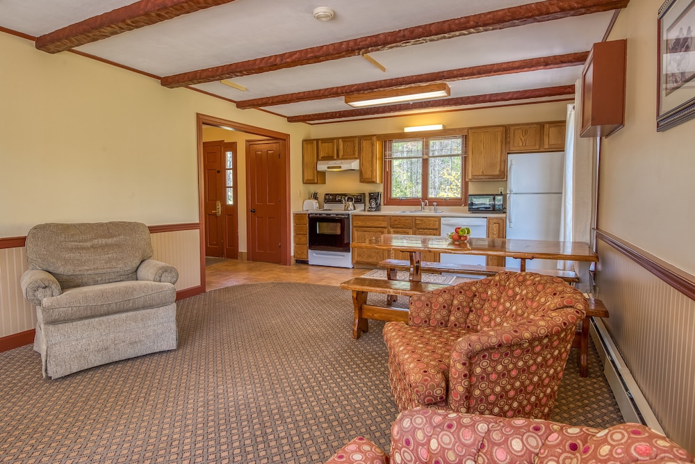 Mountainside Four Bedroom photo 2