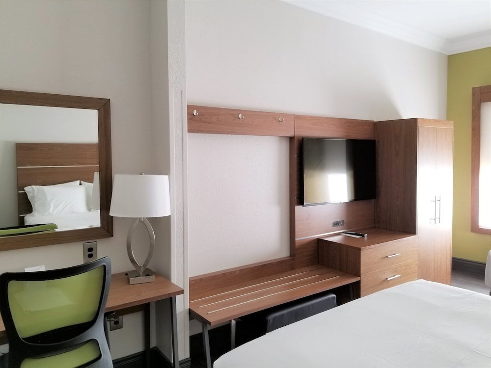 Standard Room - Photo 1