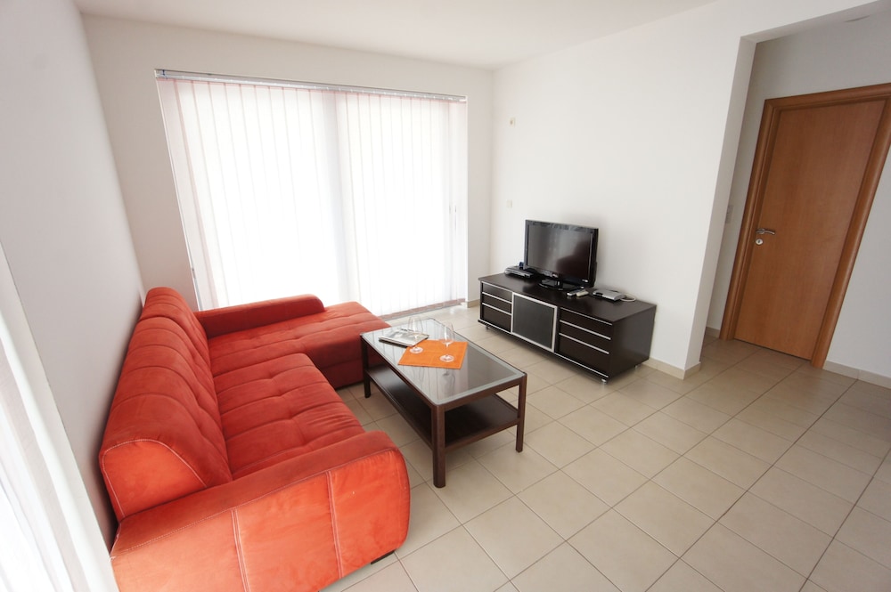 Apartment, 2 Bedrooms, Balcony photo 1
