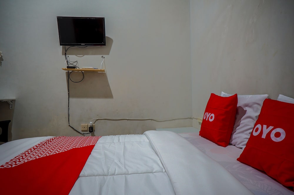 Standard Double Room - Photo 8