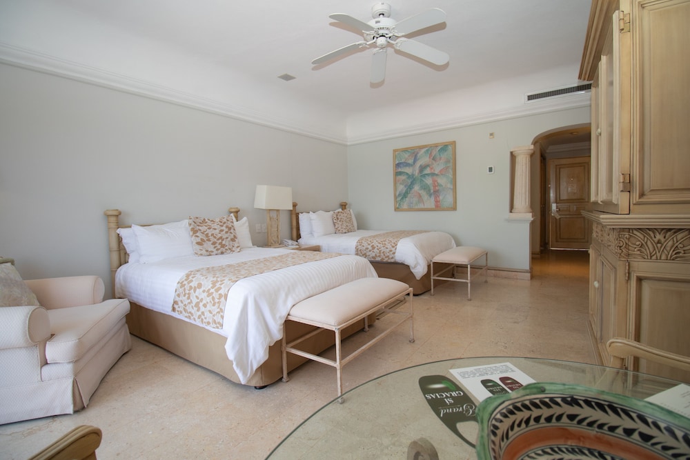 Double Room (Kids Stay Included) - Photo 6