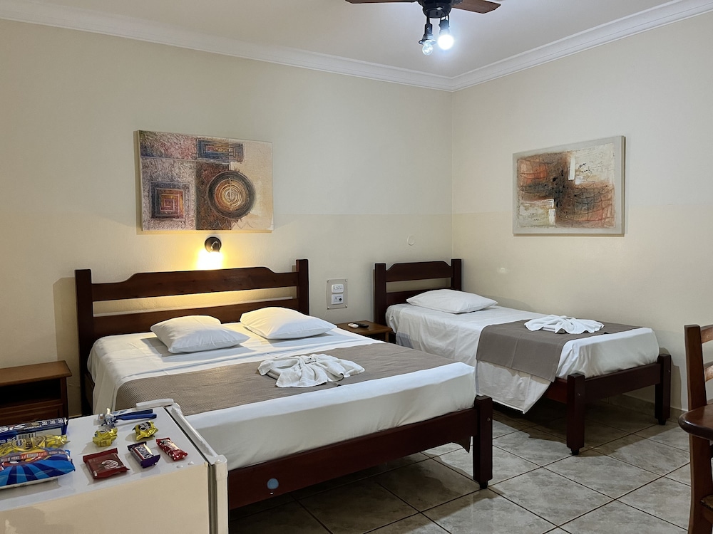 Deluxe Triple Room - Photo 1