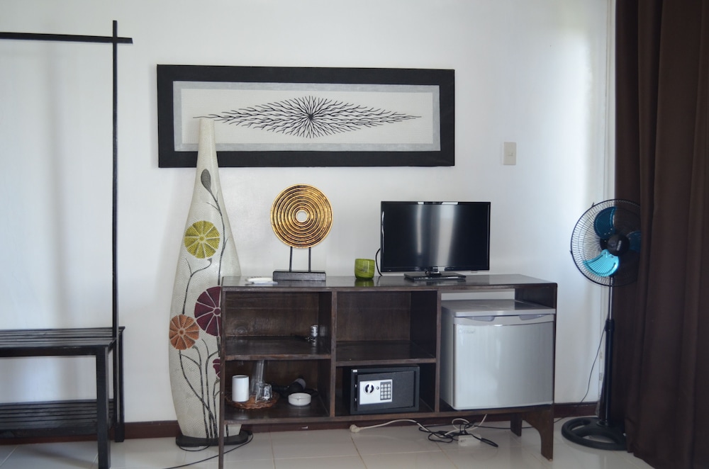 Deluxe Sunset Room
