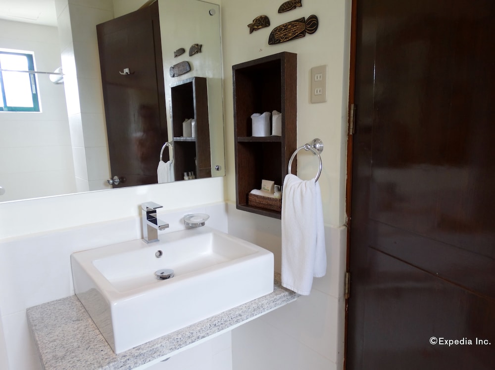 Suite - Photo 5