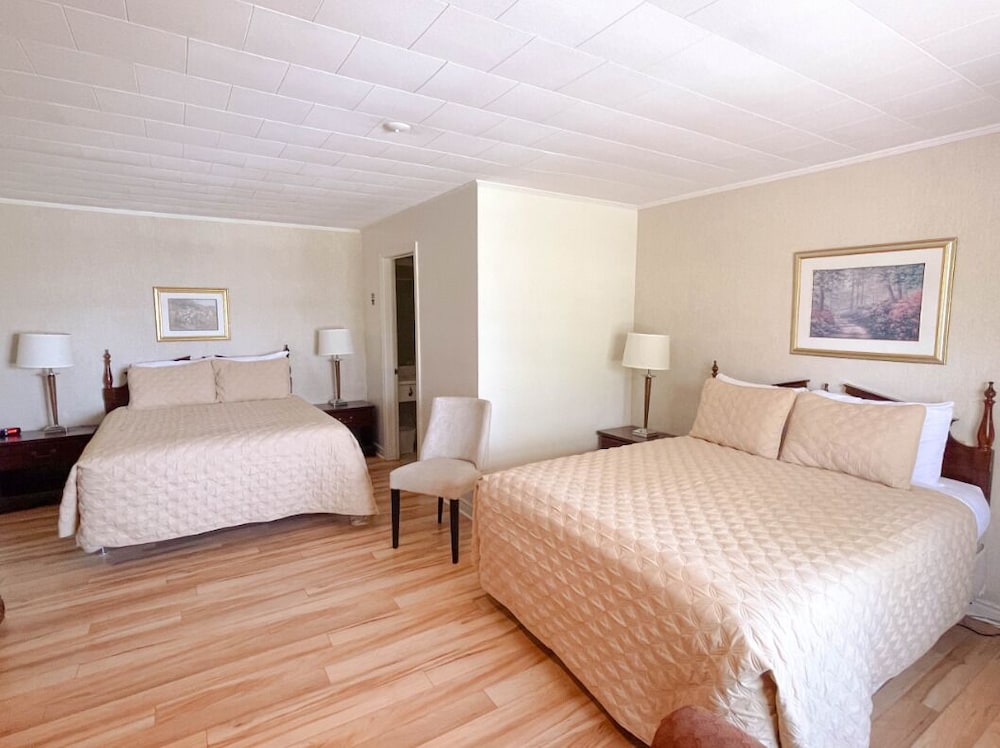 Standard Room photo 2