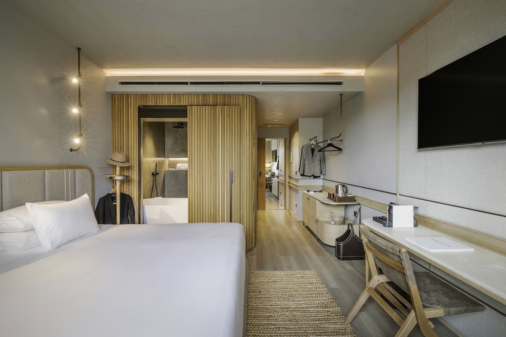 Premium Double Room Single Use