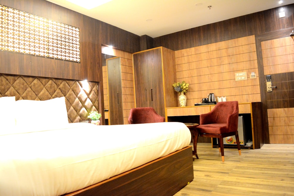 Royal Double Room