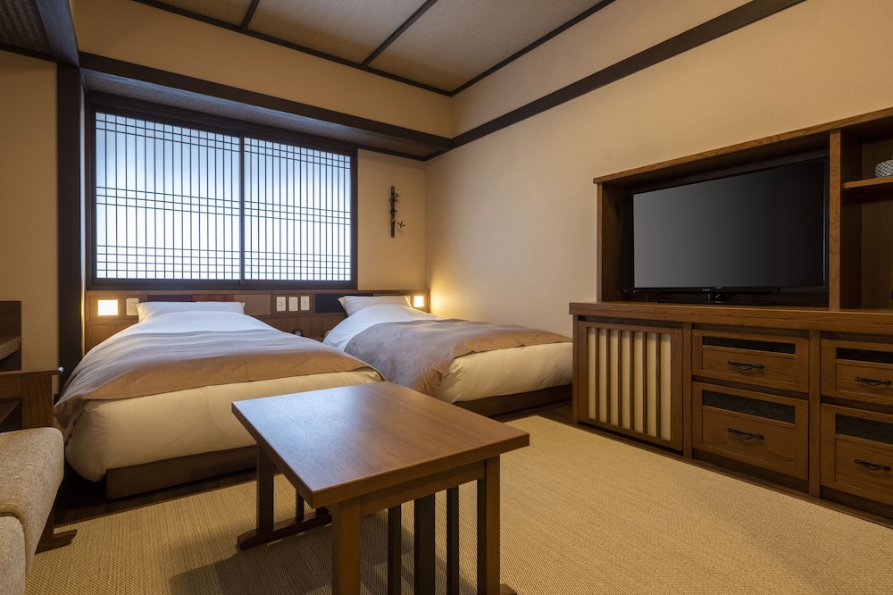 Shikishimakan, Twin Room with Shower - Photo 3