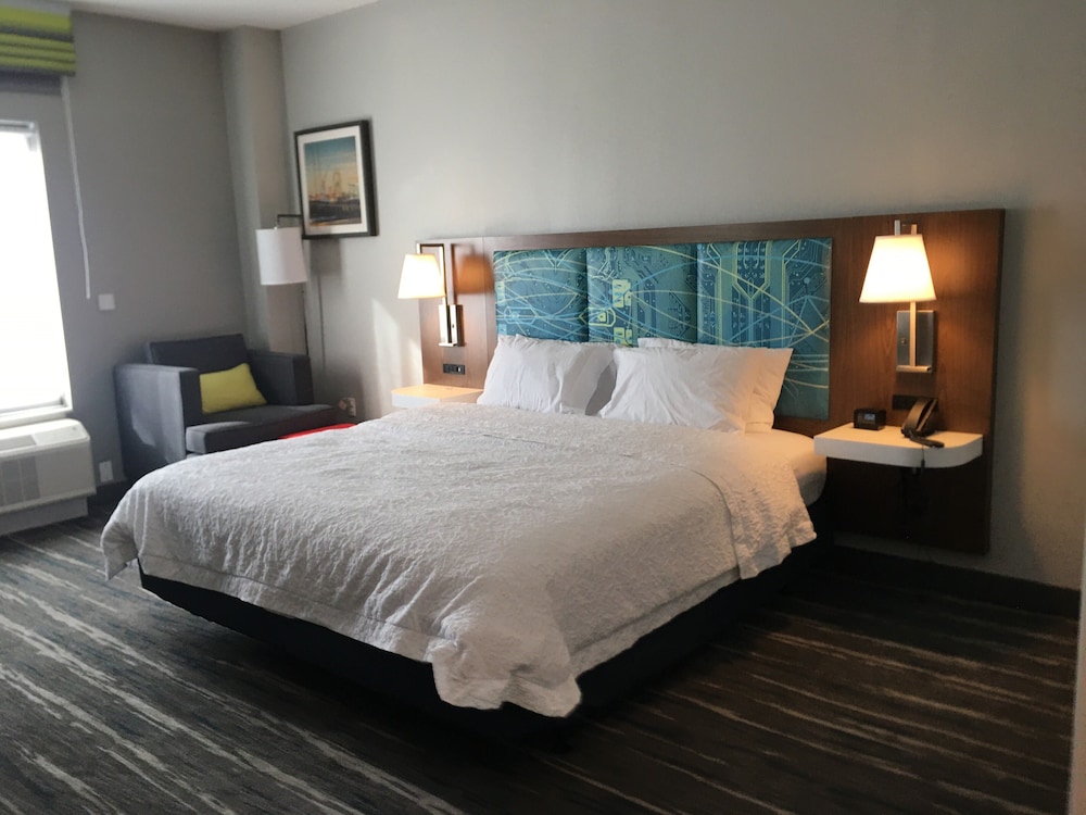 Room, 1 King Bed, Accessible - Photo 1