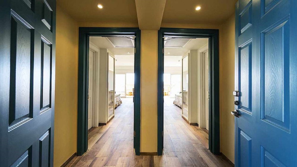 Family Double Room, Connecting Rooms (Classic) photo 2