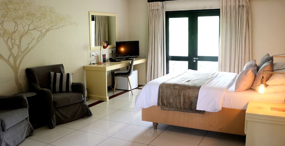 Standard Double Suite - Photo 9