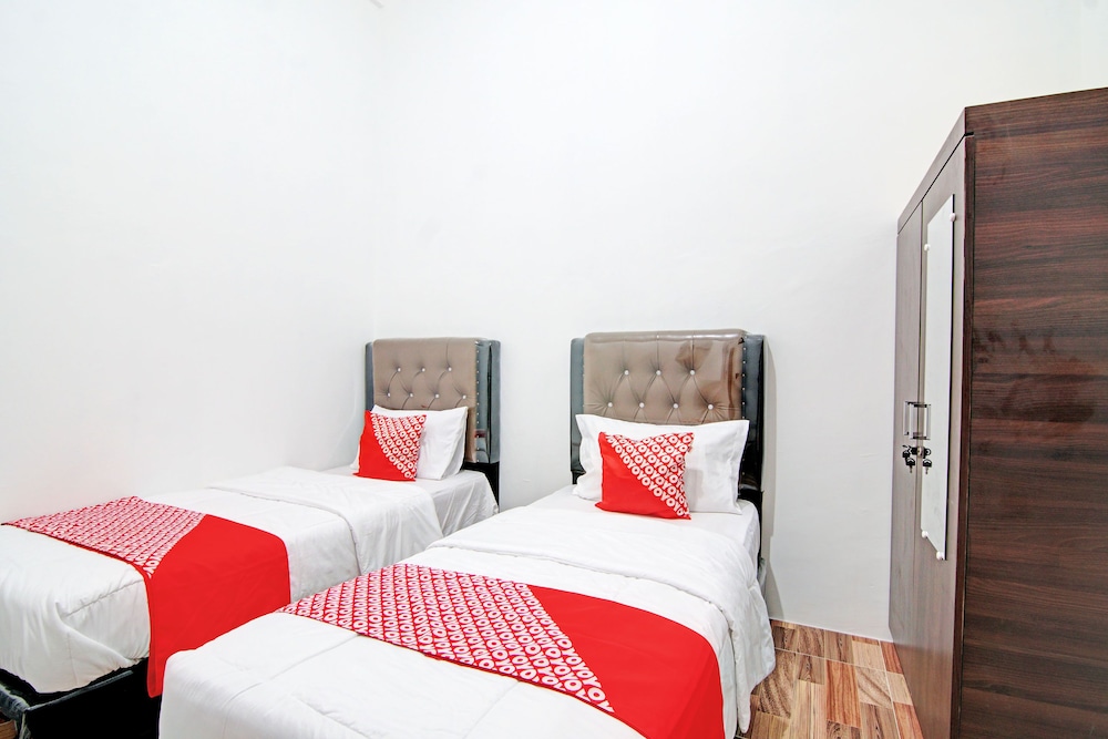 Deluxe Twin Room photo 1