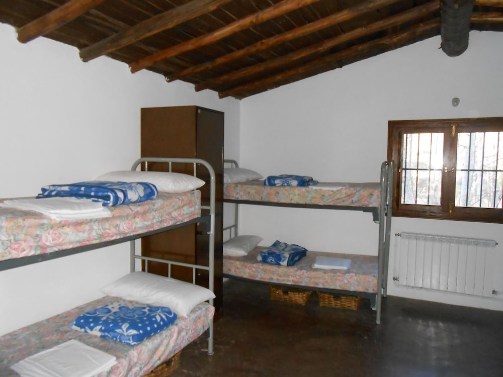 Shared Dormitory, Mixed Dorm (1 Bed In 6 Bed Dorm) photo 3