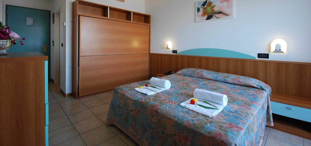 Double Or Twin Room, Balcony, Sea View photo 1