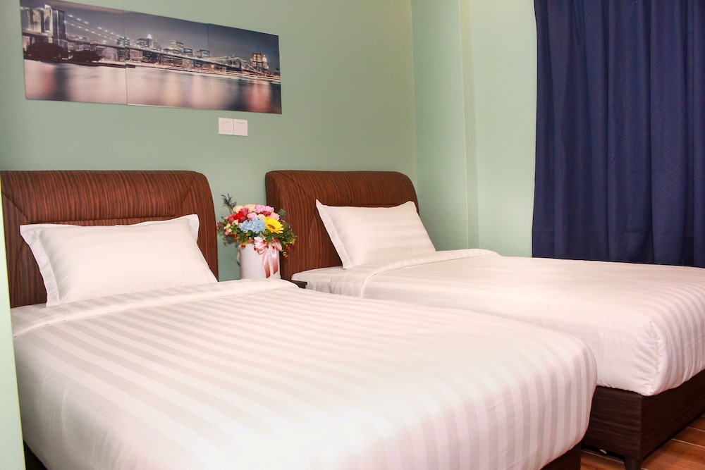 Deluxe Twin Room, 2 Twin Beds - Photo 4