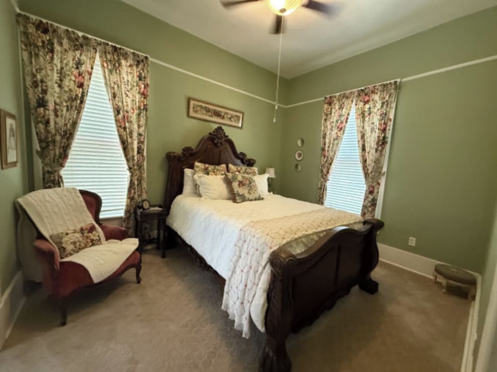 Signature Room photo 1