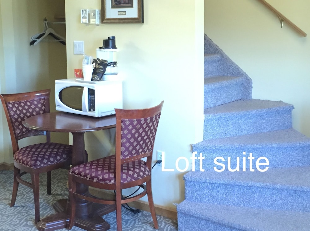 Suite, 2 Double Beds, Jetted Tub photo 2