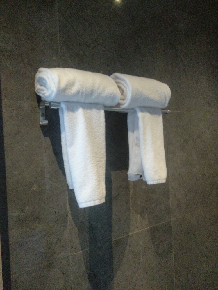 Standard Double or Twin Room - Photo 2