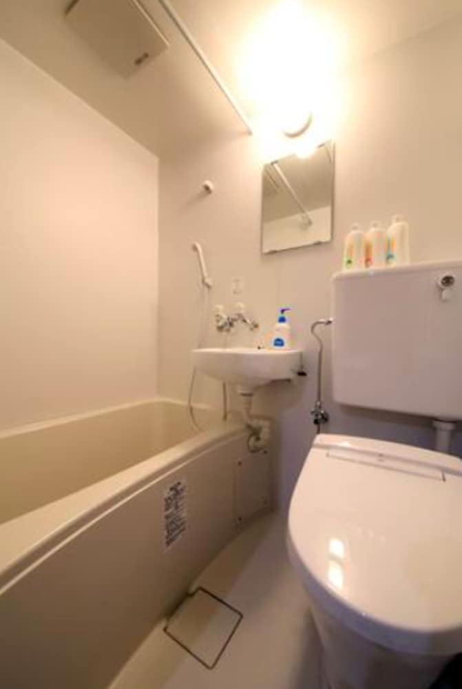 Twin Room, Non Smoking photo 3