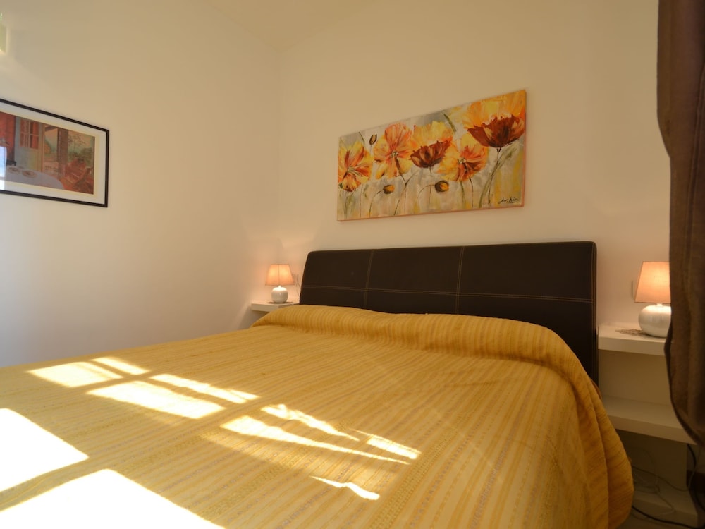 Apartment photo 3