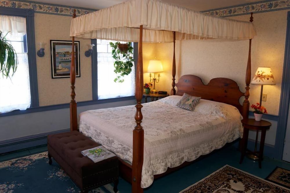 Standard Room, 1 Queen Bed photo 1