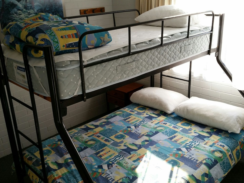 Triple Room with Shared Bathroom photo 1