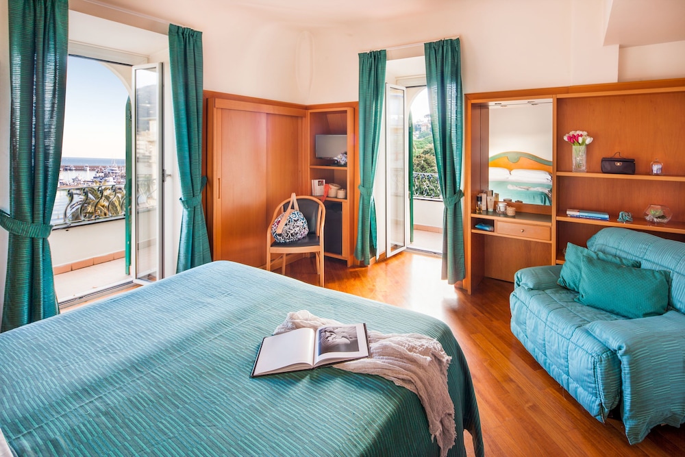 Junior Suite, 1 Bedroom, Sea View