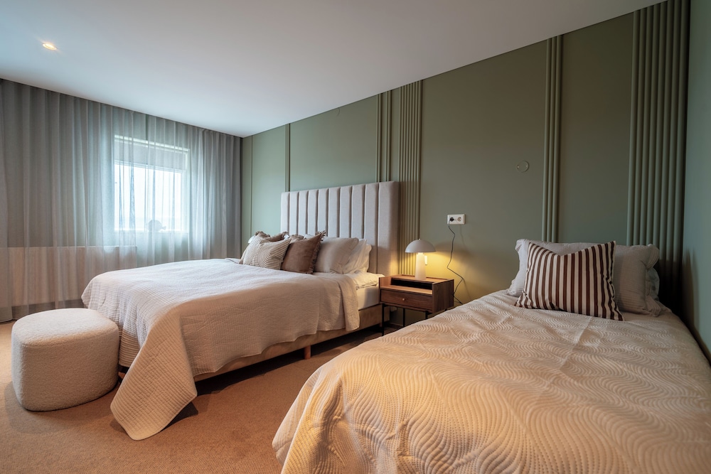 Deluxe Triple Room, Ocean View photo 3