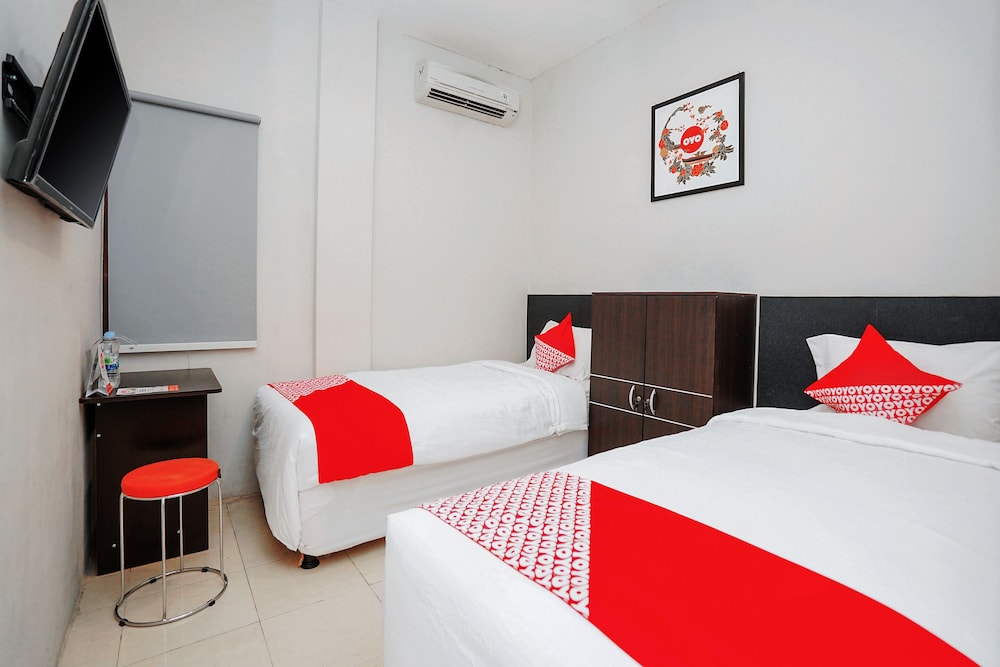 Standard Twin Room - Photo 7