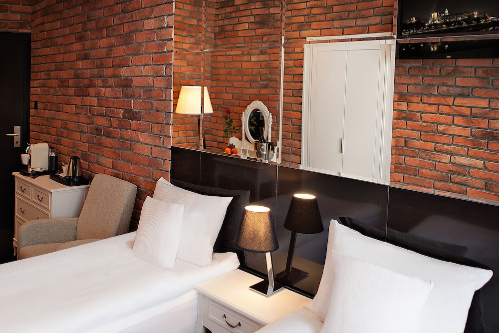 Classic Double or Twin Room photo 1