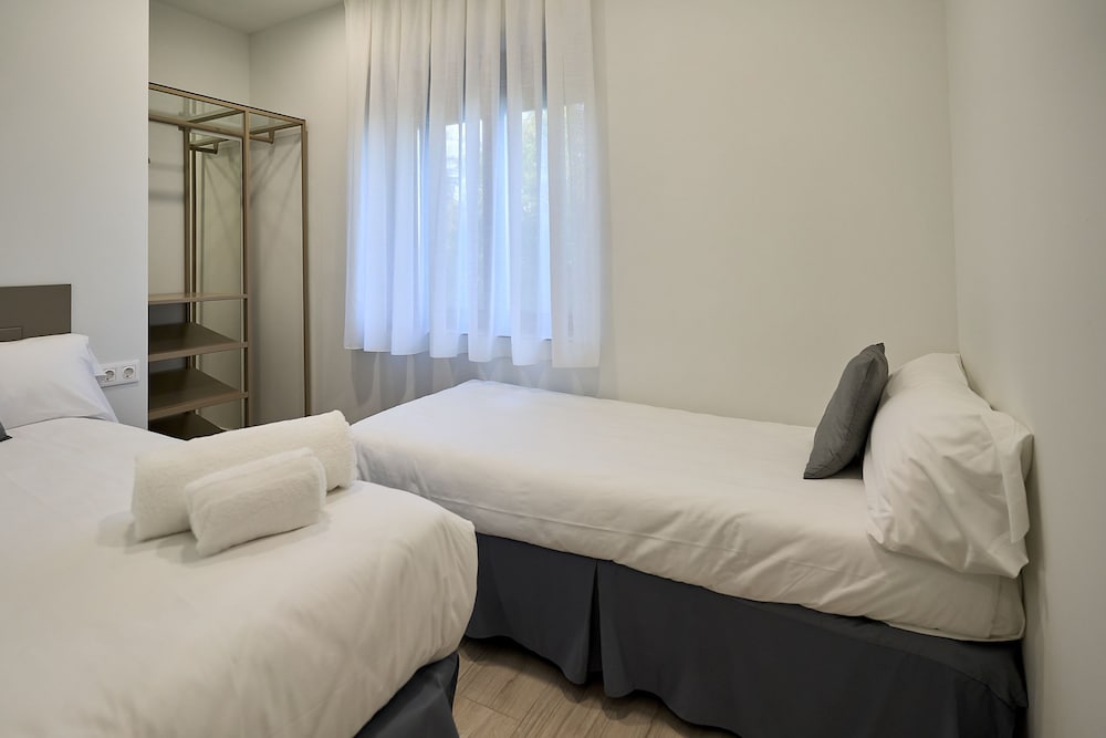 Superior Suite, 2 Bedrooms, Non Smoking - Photo 4