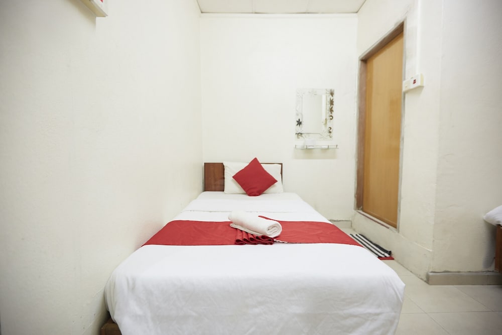Standard Triple Room - Photo 4