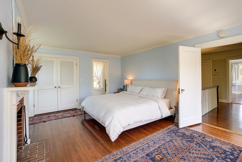 House (5 Bedrooms) photo 2