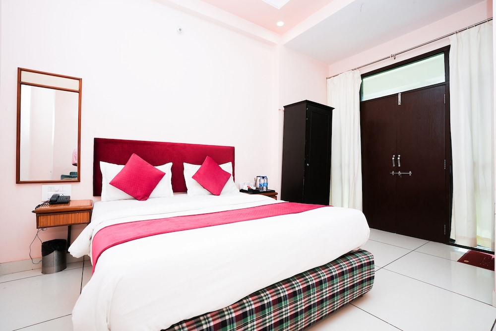 Economy Room - Photo 5
