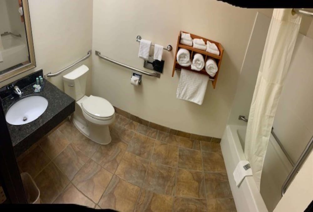 Standard Room, 2 Queen Beds, Accessible, Bathtub photo 3