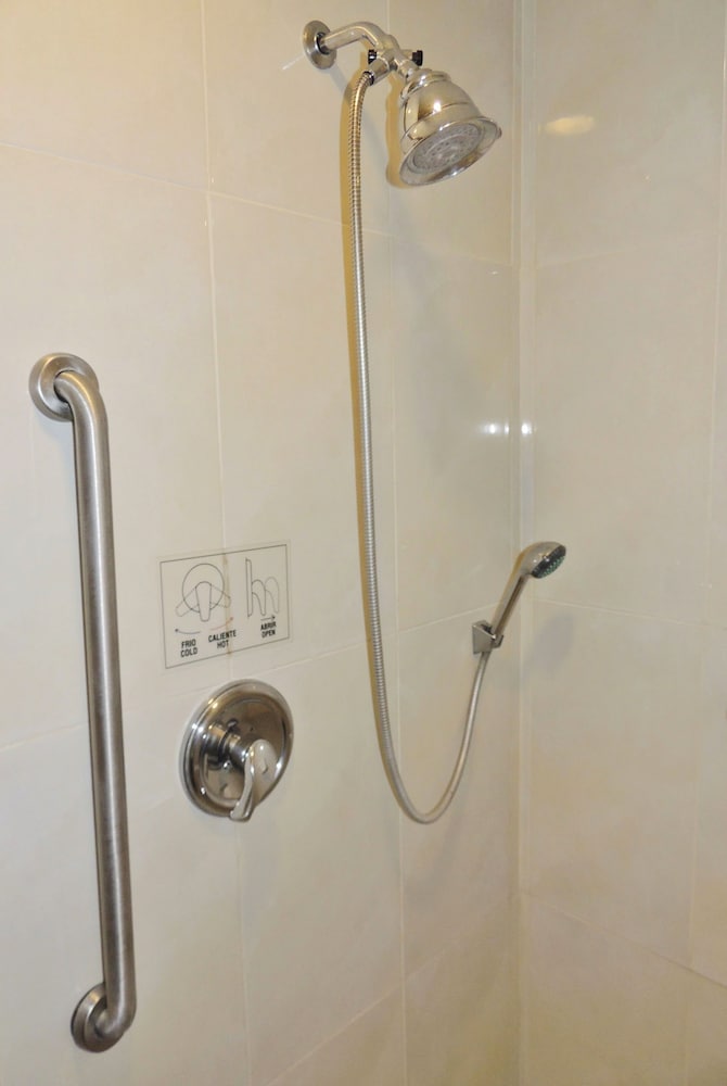 Standard Room - Photo 4