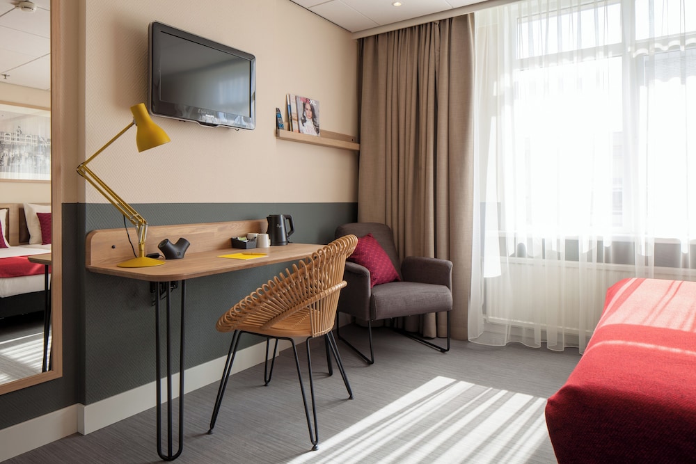 Standard Room, 2 Twin Beds, Non Smoking - Photo 4